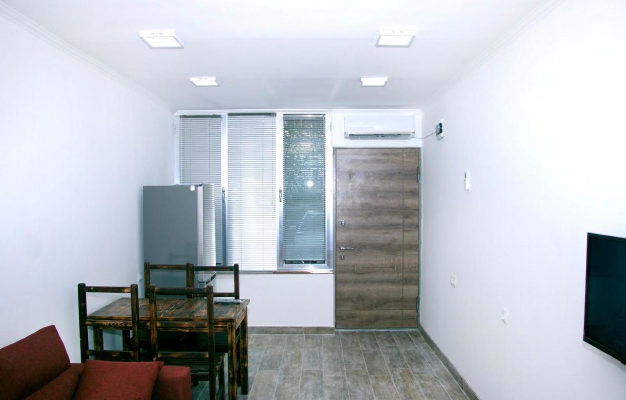 Apartment On Saryan 24 Erivan Exterior foto